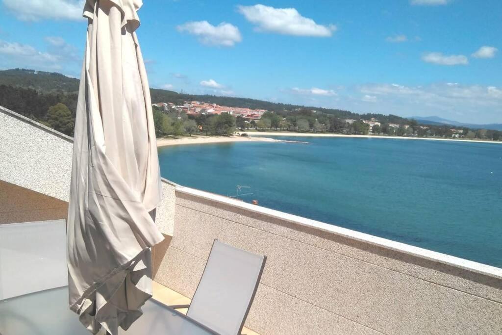 Impresionantes Vistas Al Mar Cerca De Santiago Appartement Boiro Buitenkant foto